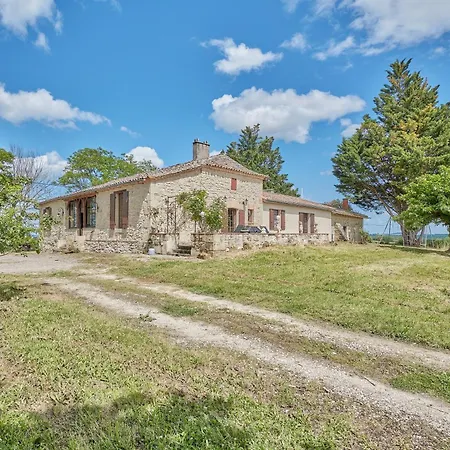 Hébergement de vacances Le Moutou - Maison Avec Piscine Tombeboeuf