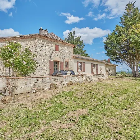 Le Moutou - Maison Avec Piscine Hébergement de vacances