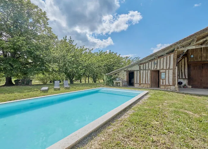 Le Moutou - Maison Avec Piscine Ferienhaus Tombeboeuf